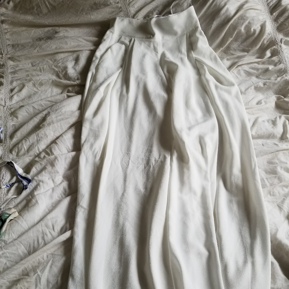 White wide leg trousers